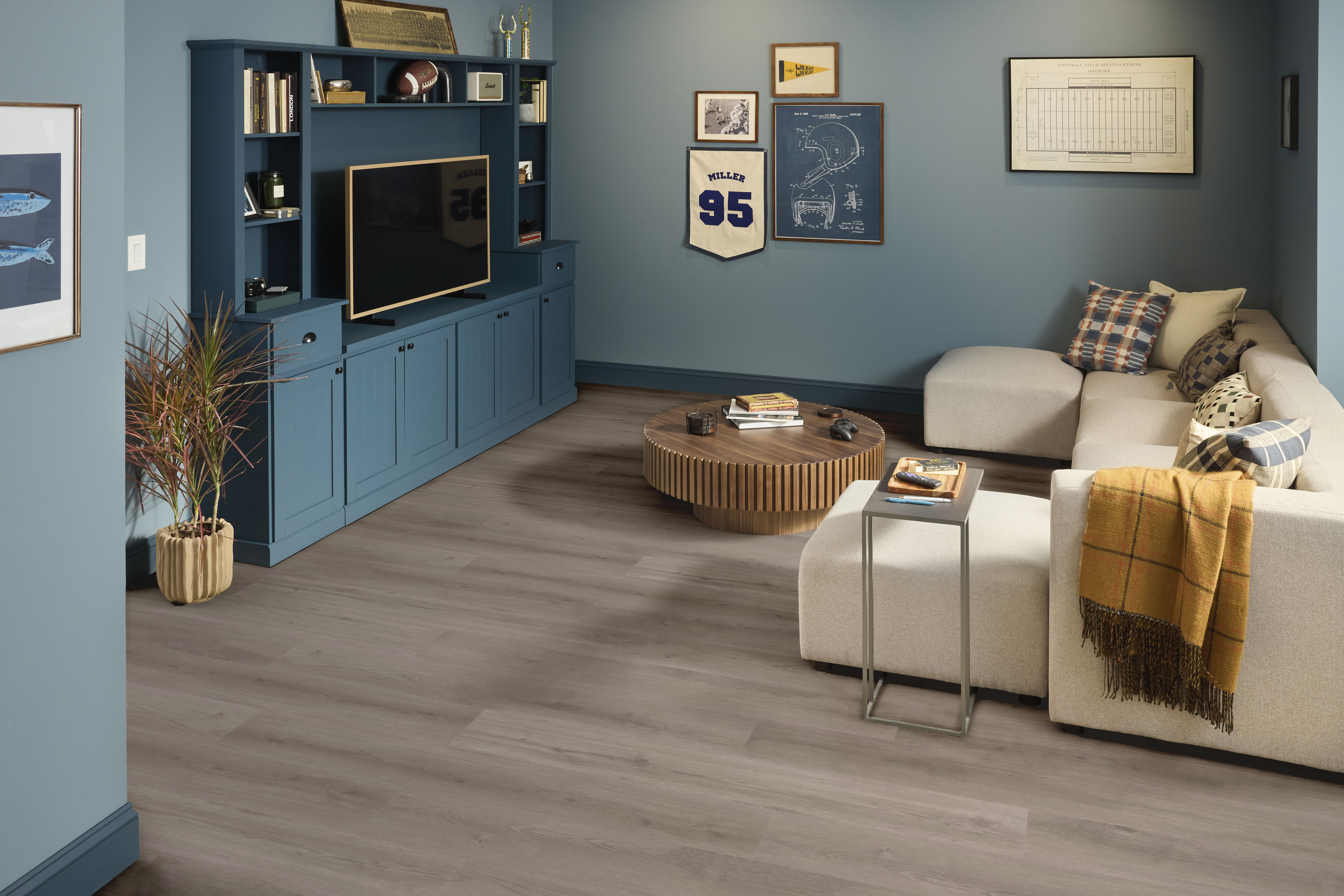 Aspire Natural Bevel - in Summit Grey | Shaw Floors